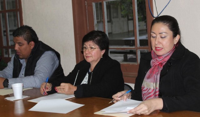 0-a-a-a-sesion-de-cabildo-alcaldesa-cecilia-y-ediht