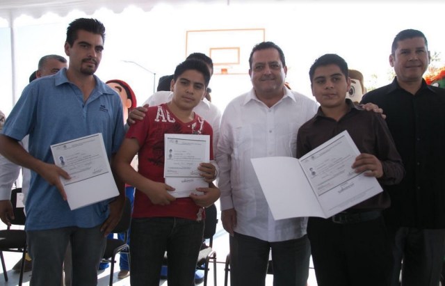 0-a-a-alvaro-de-la-pena-y-carlos-mendoza-davis