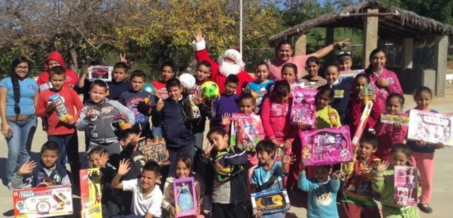 0-a-a-regalos-uabcs-02