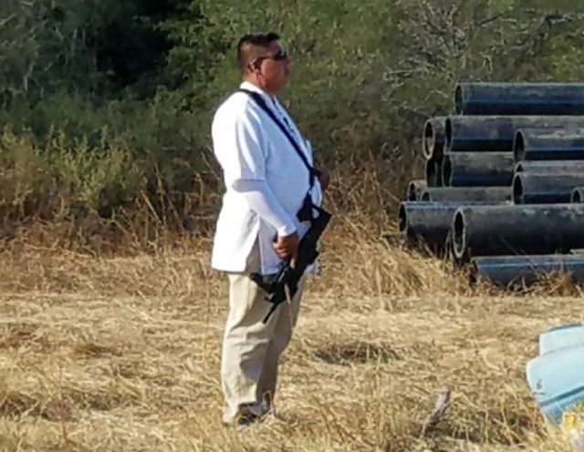 0-a-a-a-puerto-los-cabos-invasion-la-playa-4