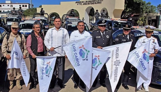 0-a-a-arturo-y-la-gendarmeria