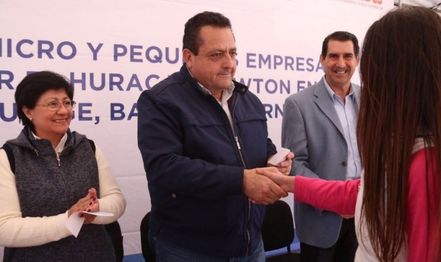 0-a-a-carlos-mendoza-davis-mulege