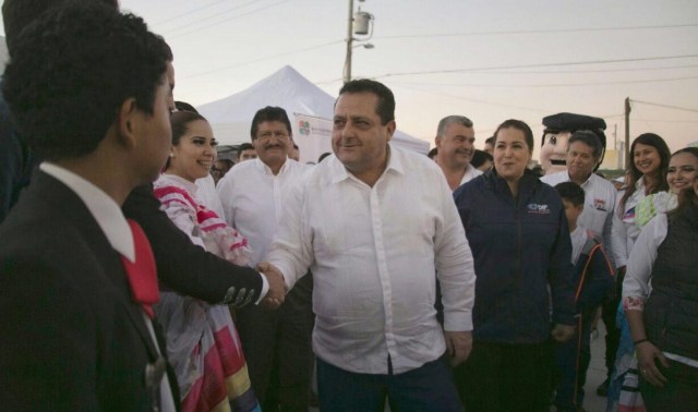 0-a-a-gira-gobernador-la-paz-01
