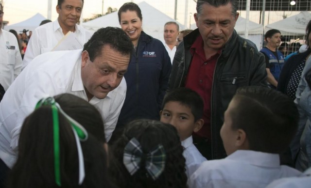 0-a-a-gira-gobernador-la-paz-02
